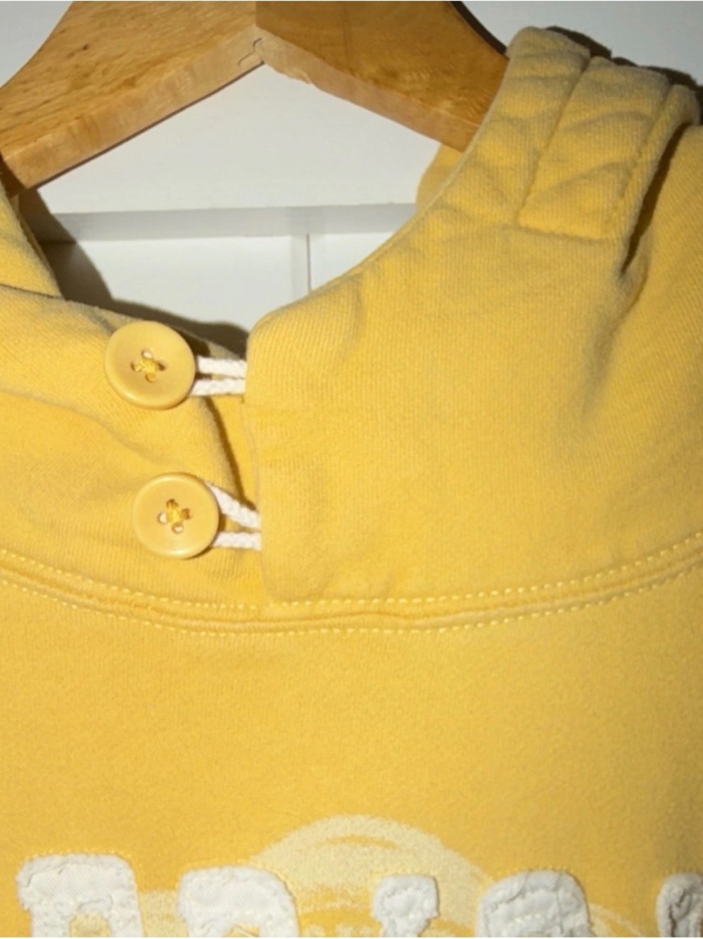 Y2K American Eagle Outfitters Yellow Fleece Pullover Hoodie - Picture 4 of 5